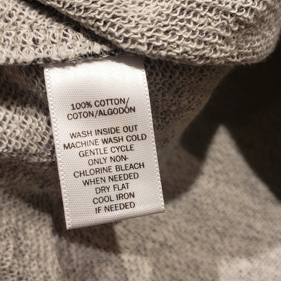 Loft Top - Picture 2 of 3